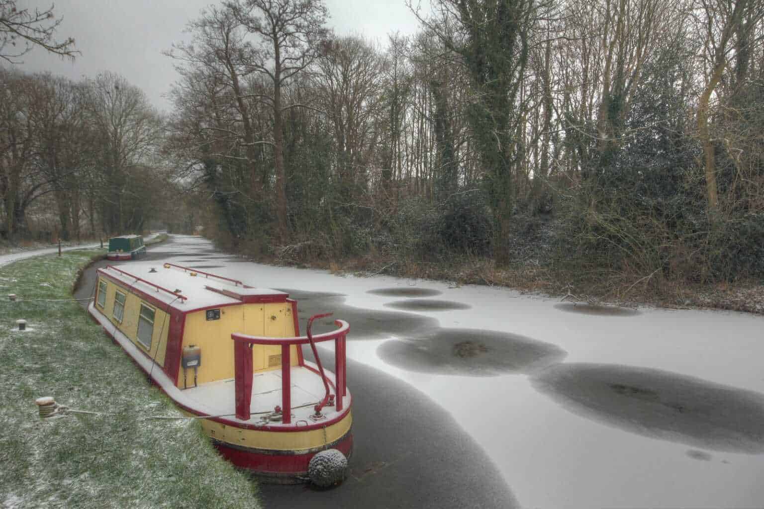 12 Winter Tips for Narrowboat Living! Canal Boat UK